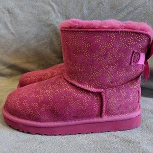 NEW GIRLS UGG MINI BAILEY BOW CONIFER VIOLET SZ 2